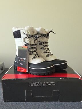 NIB STORM BY COUGAR GLEAM-R WHITE WINTER BOOTS SIZE 8